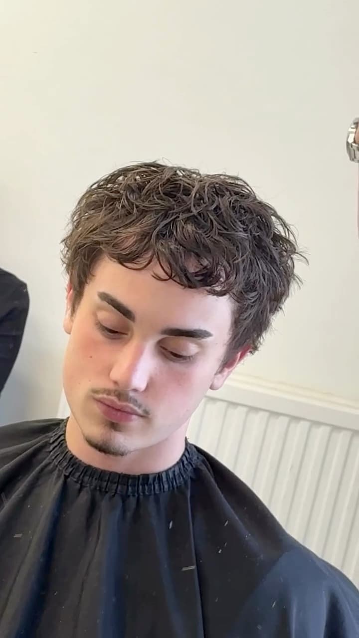 Curly textured top with a taper, by Bucks